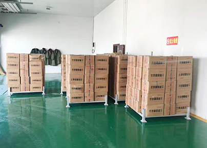 新疆冰容低温仓储冷库出租内景图