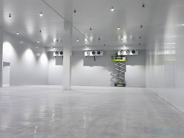 建造钢结构冷库与土建冷库造价一样吗